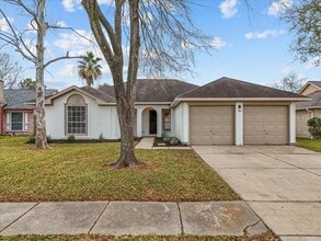 Building Photo - 10912 W Dogwood Dr