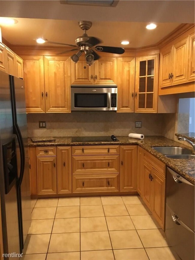 Building Photo - 3 br, 2 bath House - 9832 NW 1st Ct