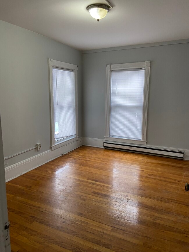 Foto del edificio - 15 LLC-44 Elm Street