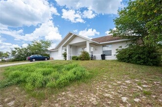 Building Photo - 3909 SW 161st Loop