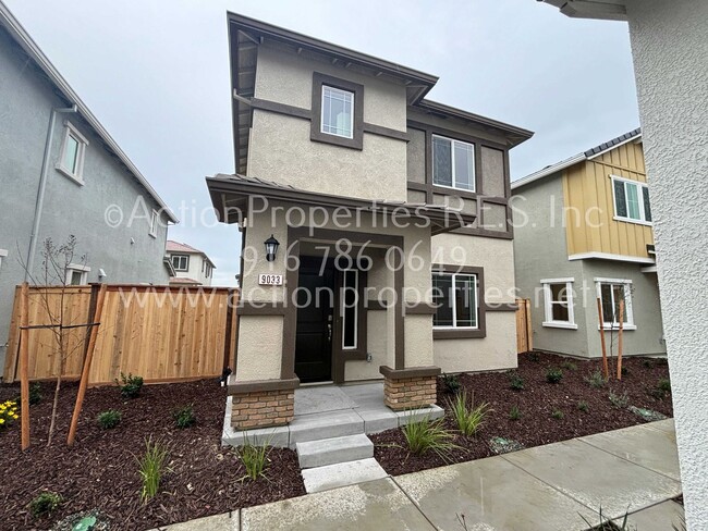 Building Photo - Brand New Solar Home - Balboa II Subdivisi...
