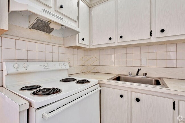 Building Photo - 1801 NE 62nd St