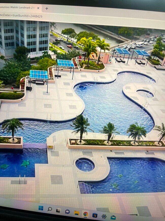 Piscina - 1888 Kalakaua Ave