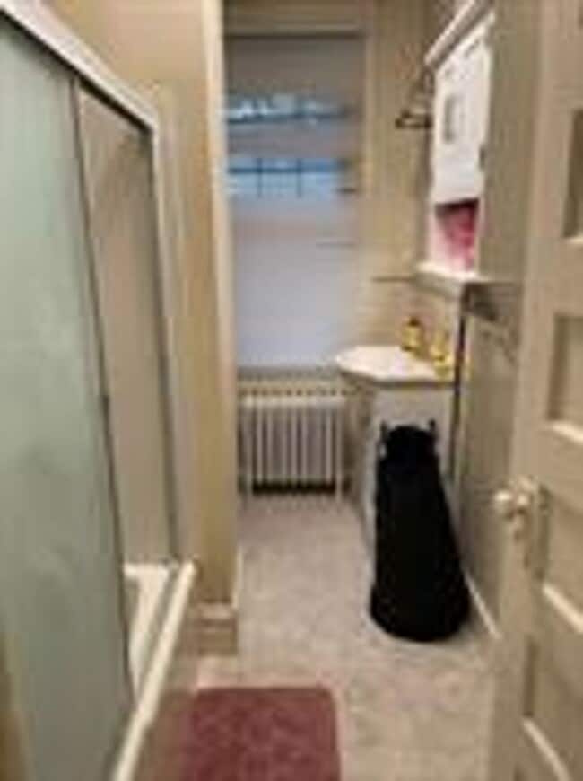 Building Photo - 538 Myrtle Ave