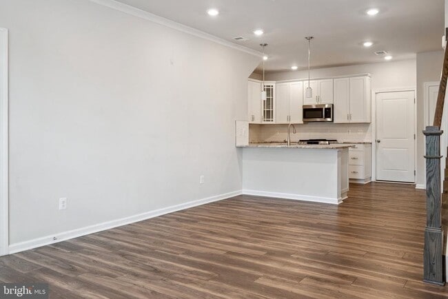 Foto del edificio - 14921 River Walk Way