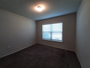 Building Photo - 221 Stalwart Hl Trl