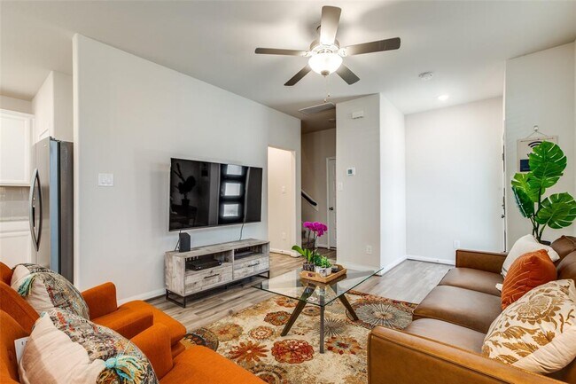 Foto del edificio - 1512 Lakeline Oak Dr