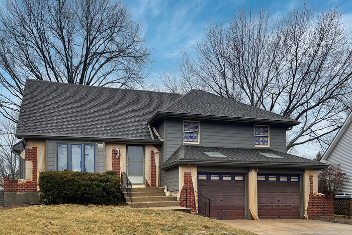 Primary Photo - 1913 S Lennox Dr, Olathe, KS 66062, USA