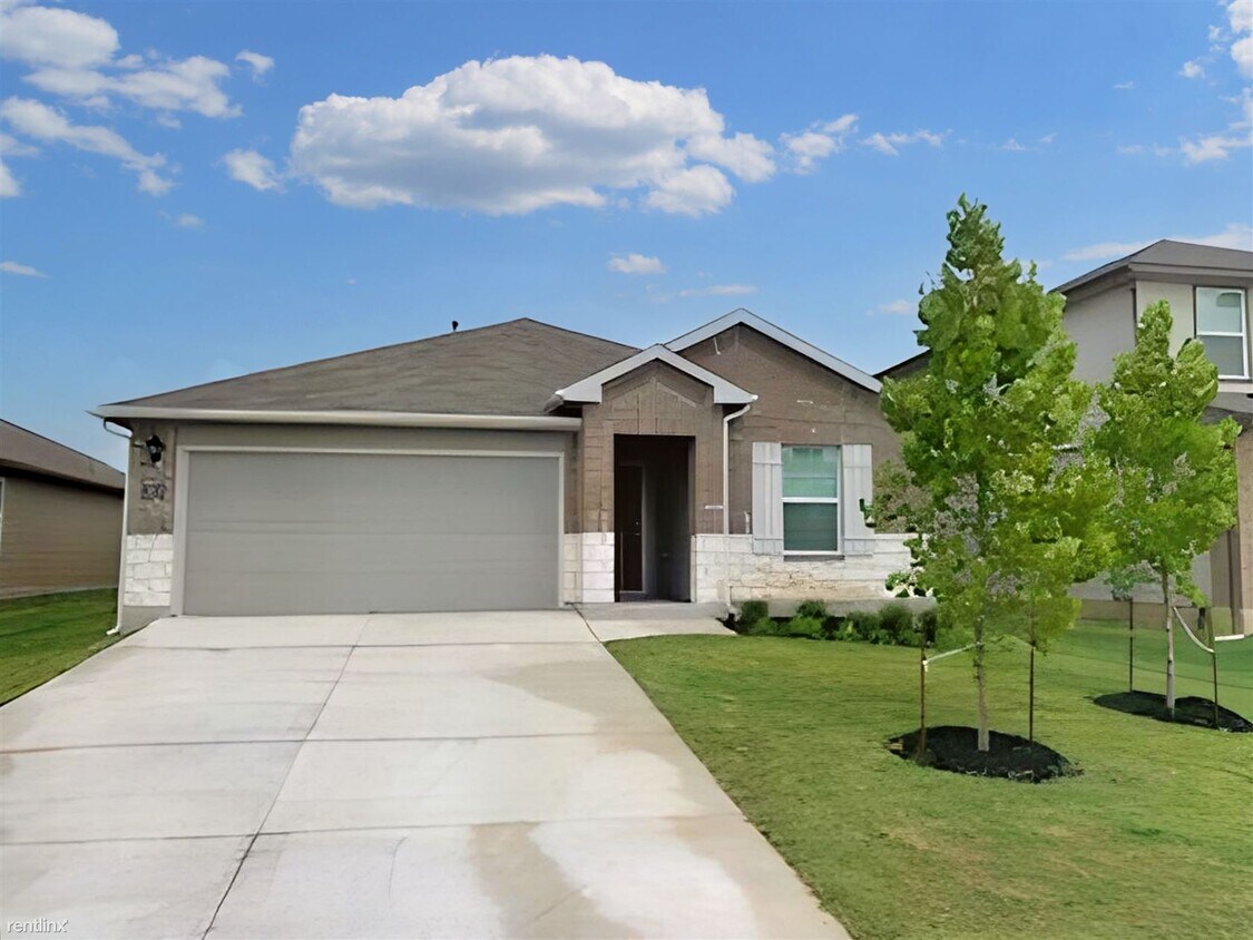 4 br, 2 bath House 1012 Adler Way House Rental in San Marcos, TX