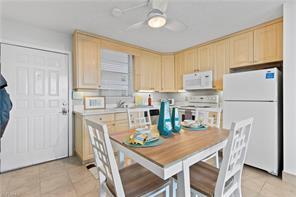 Foto del edificio - 5500 Bonita Beach Rd SW