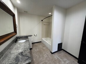 Building Photo - 7716 Champion Pines Dr