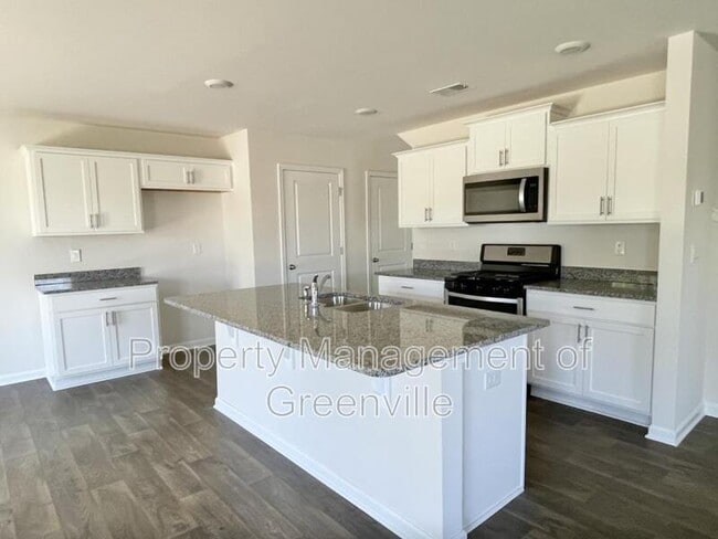 Building Photo - 1013 Bridlebrook Trail