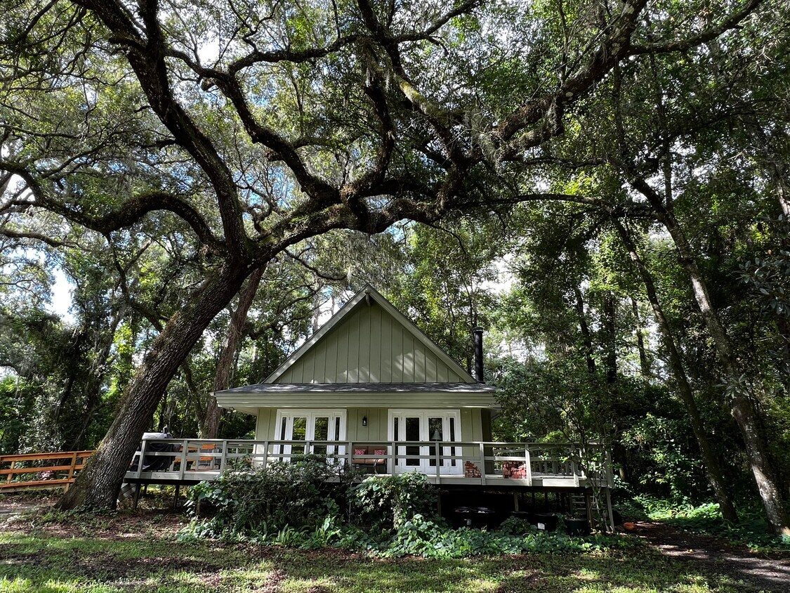 3121 Saturn Rd, Brooksville, FL 34604 House Rental in Brooksville, FL