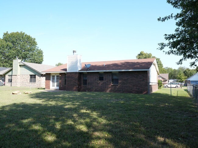 Foto del edificio - 3 Bedroom Sapulpa Home, Ready For Immediat...