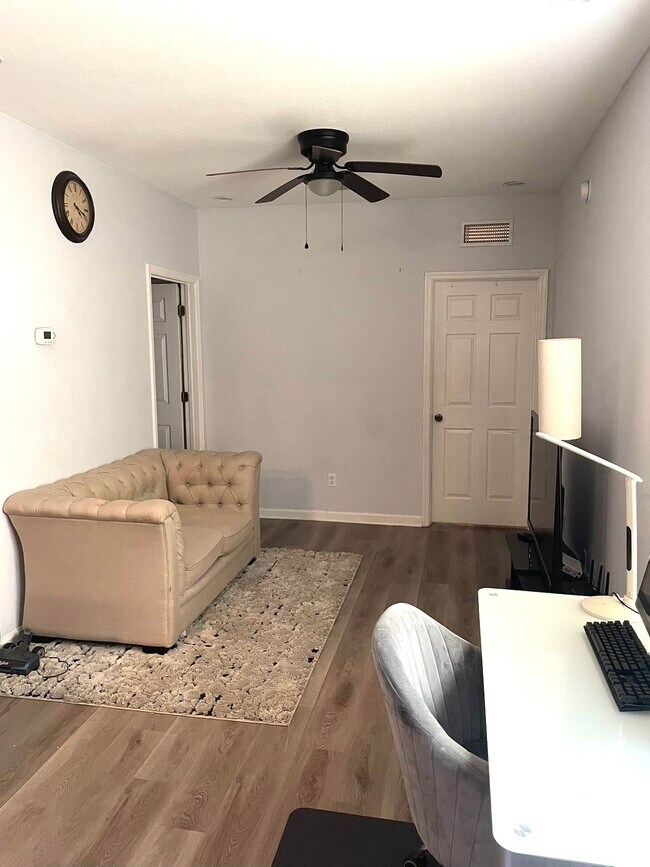 Foto del edificio - 1266 Ocala Rd