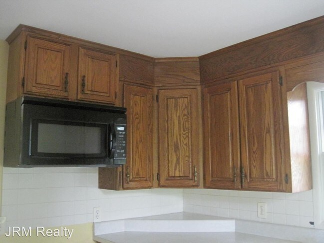 Foto del edificio - 3 br, 1 bath House - 4511 Dicke Rd