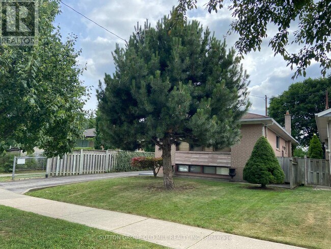 Building Photo - 32 Hagersville Ct