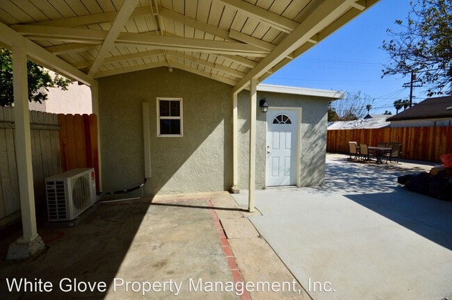 Building Photo - 6342 Homewood Ave