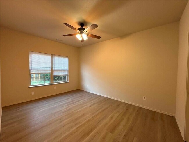 Foto del edificio - 3006 SW Windrift Ave