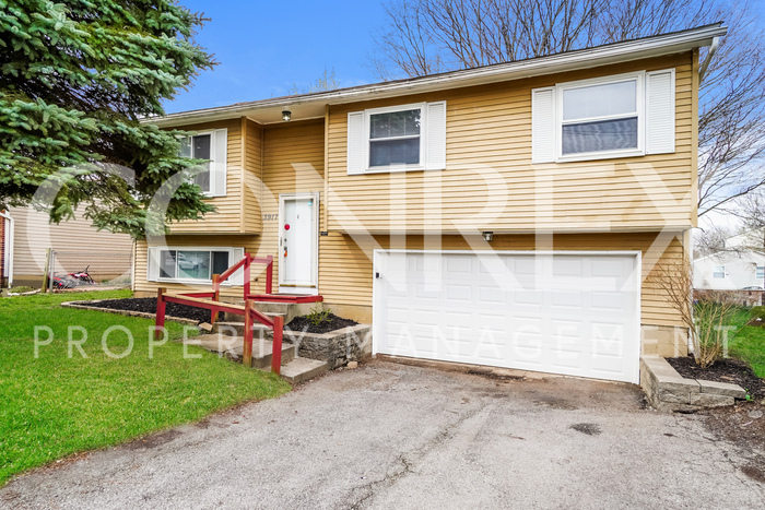 Primary Photo - Beautiful 3 Bedroom Home