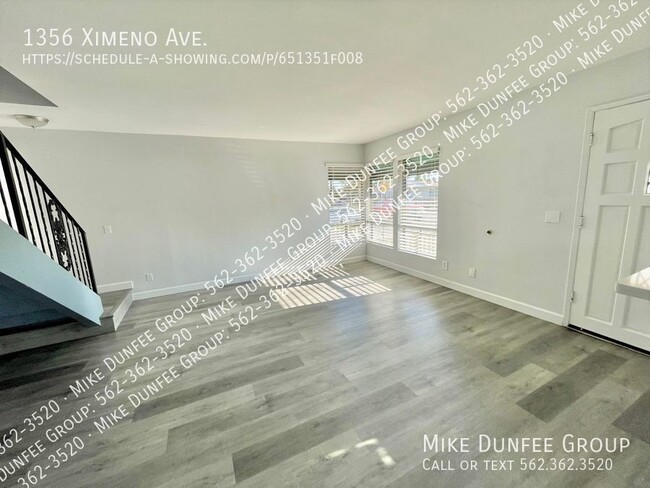 Building Photo - AVAILABLE IN MARCH: 2 Bedroom, 1.5 Bath + ...