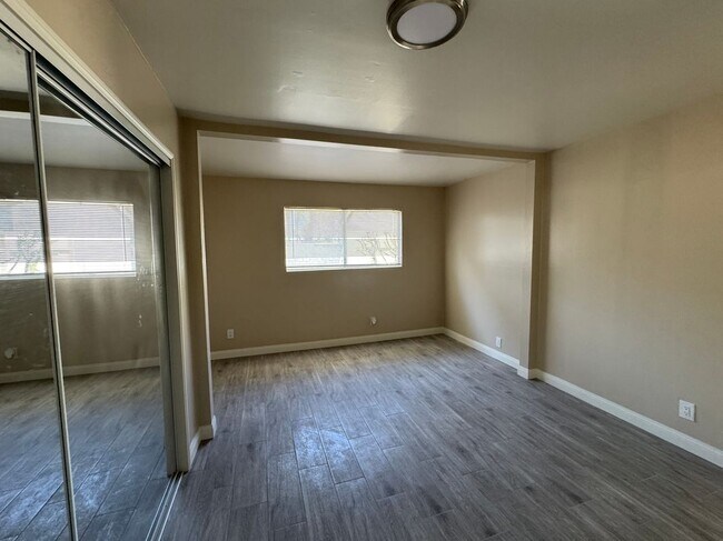 Building Photo - 4339 W 178th St