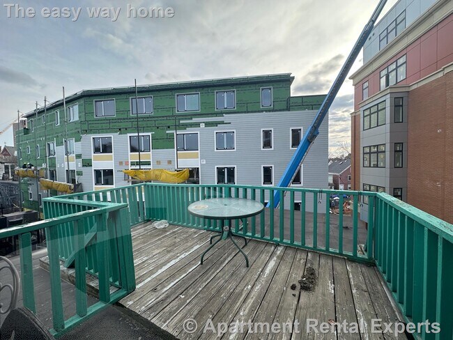 Foto del edificio - 338 Somerville Ave