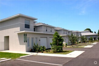 Building Photo - 16550 Bent Palms Cv