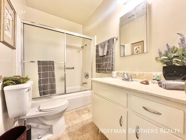 Foto del edificio - 11275 Huston St