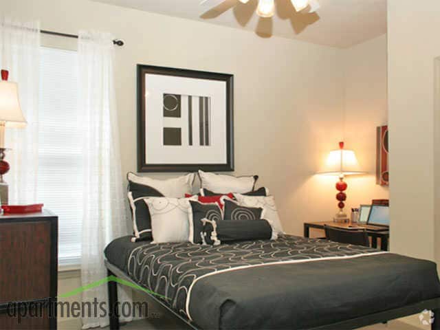 Bedroom - Element Apartments at Highland