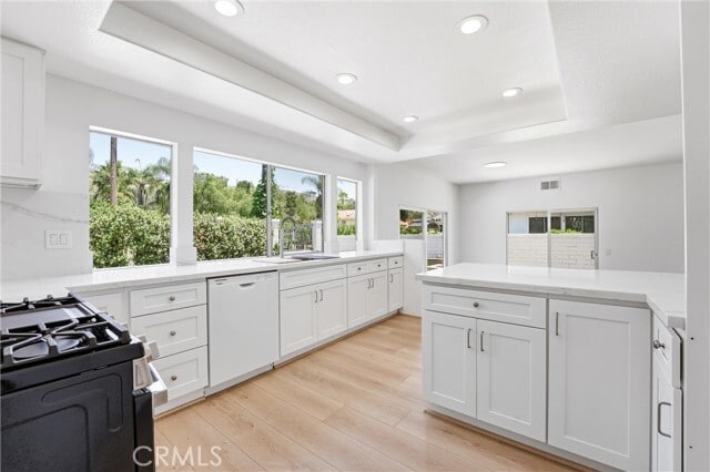 Foto del edificio - 845 Woodcrest Ave