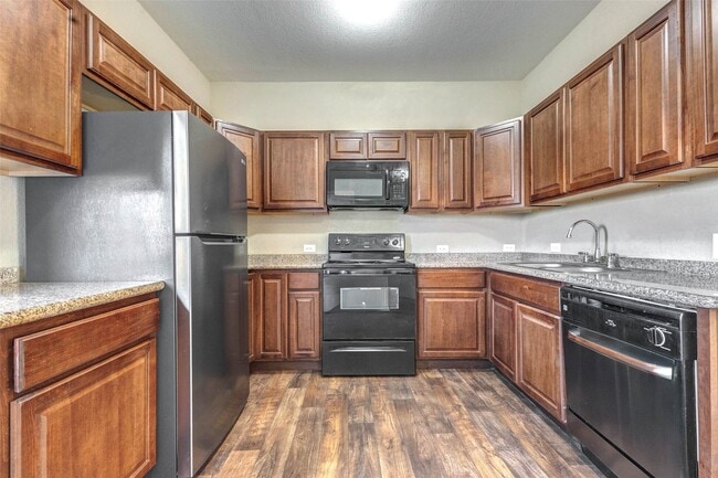 Building Photo - 8622 Torcello St