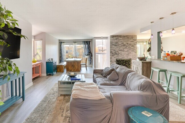 Foto del edificio - 801 Kalpati Cir