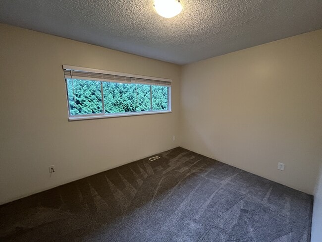 Building Photo - 656 Gatensbury St