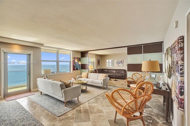 Building Photo - 9225 Collins Ave