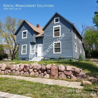 Building Photo - 2600 SW Clay St