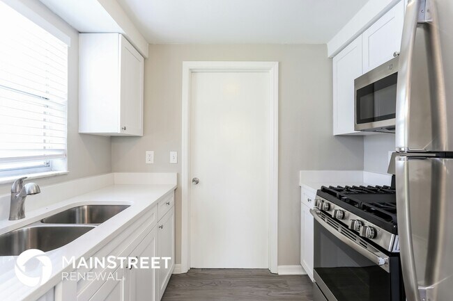 Foto del edificio - 5561 90th Ave N