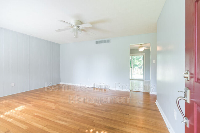 Building Photo - 3529 Galahad Dr