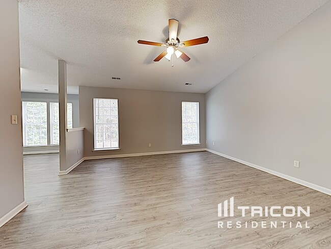Building Photo - 8004 Seattle Slew Ct