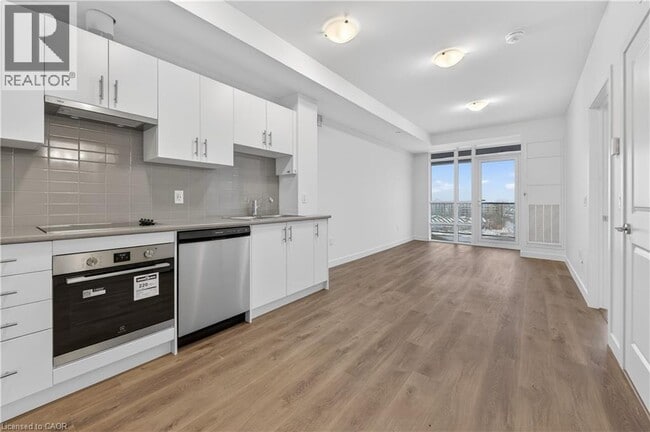 Photo du bâtiment - 461 Green Rd