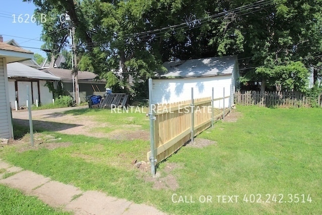 Building Photo - 1626 B-C