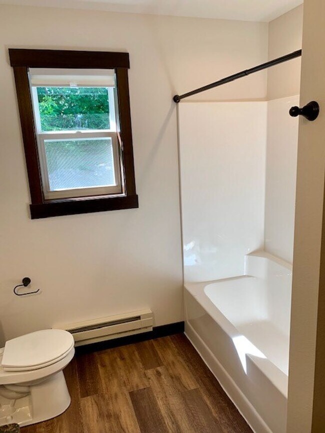 Foto del edificio - 3145-3147 N Hastings Way