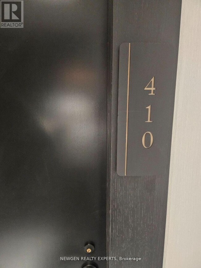 Photo du bâtiment - 127 Broadway Ave