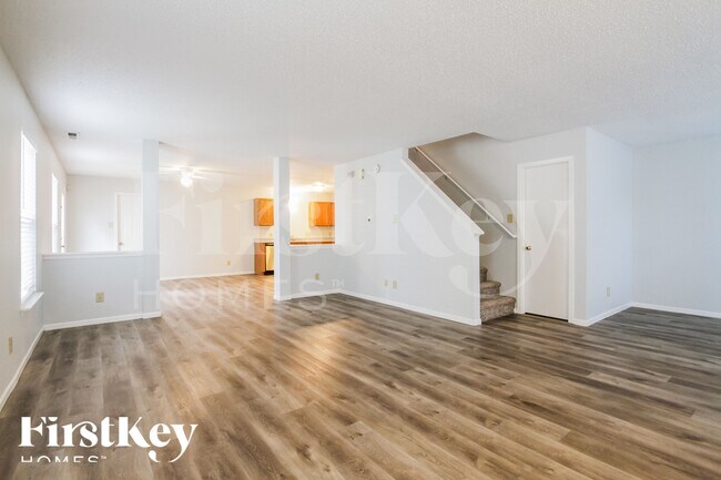 Building Photo - 12662 Courage Crossing