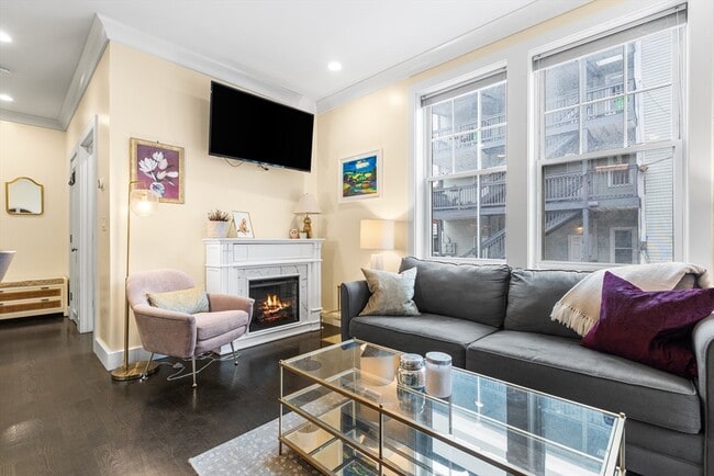 Foto del edificio - 170 W Fifth St