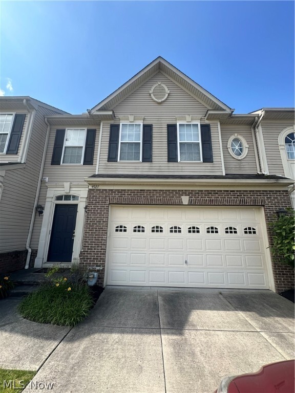 Foto principal - 4927 Lake View Dr