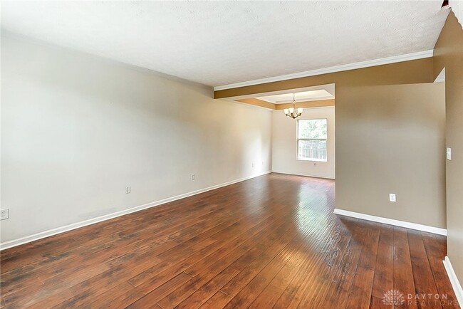 Building Photo - 2327 Polo Park Dr