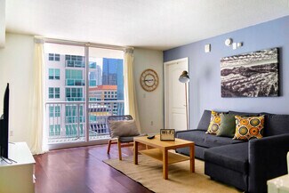 Building Photo - 1200 Brickell Bay Dr