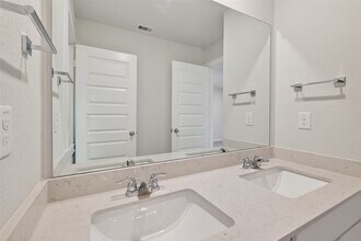 Building Photo - 8538 Blueberry Ash St