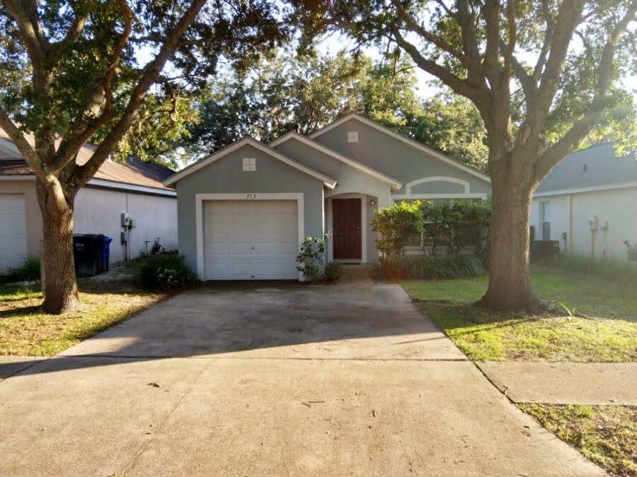 Primary Photo - 753 Cape Cod Cir